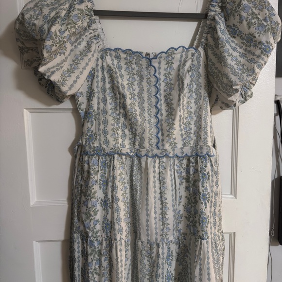 Floral Blue and White Dress - Picture 2 of 8